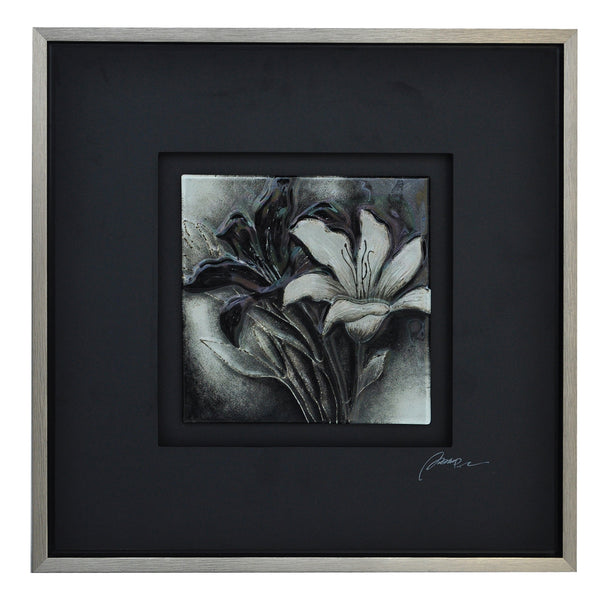 Crestview B&W Floral 1 CVTOP1681