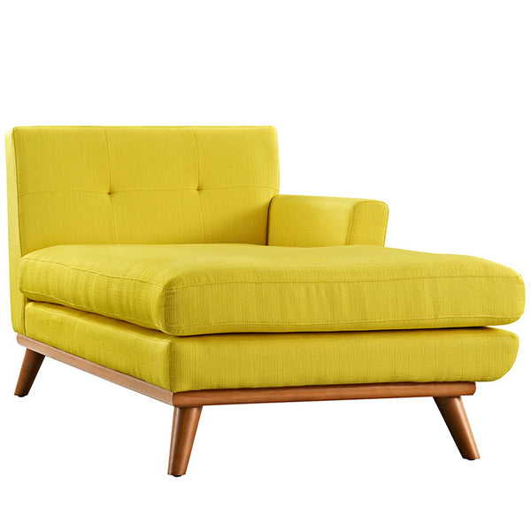 Engage Right-Arm Chaise