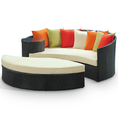 Taiji Outdoor Patio Wicker Daybed